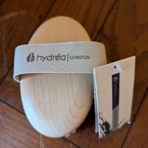 Hydrea London Professional Dry Skin Body Brush w/Strap Mixed/Cactus Bristle NWT